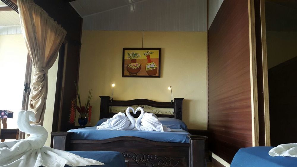 Pirate Cove Hotel Drakes Bay Екстериор снимка